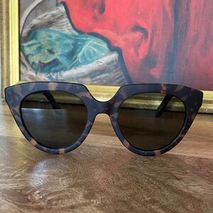 TOMS Traveler “Lourdes” Women’s Matte Tortoise Shell Polarized Sunglasses